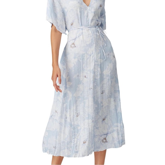 VINCE Painted Magnolia V-Neck Dress - Picture 3 of 11